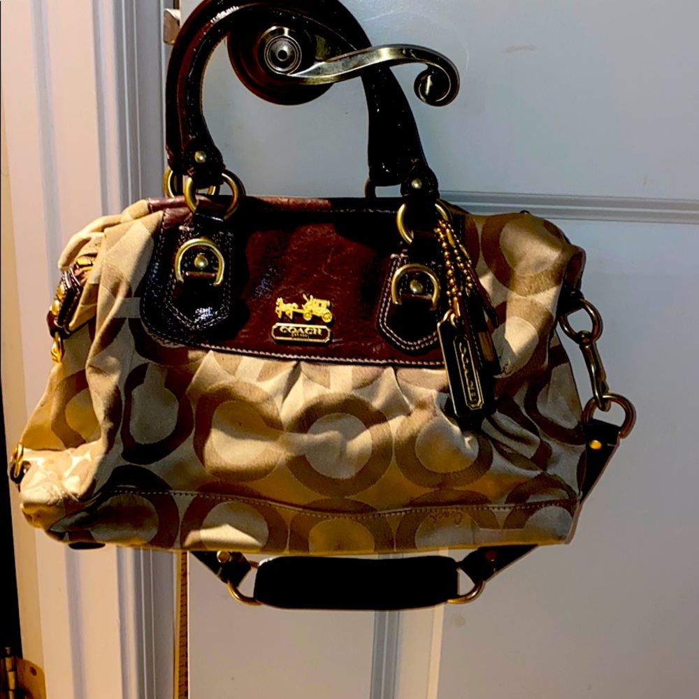 Copy Coach purse